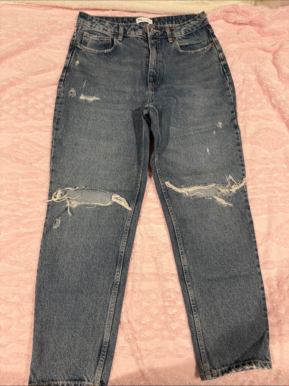 Zara Distressed Light Blue Relaxed Fit Jeans